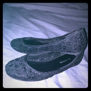 Black lace flats
